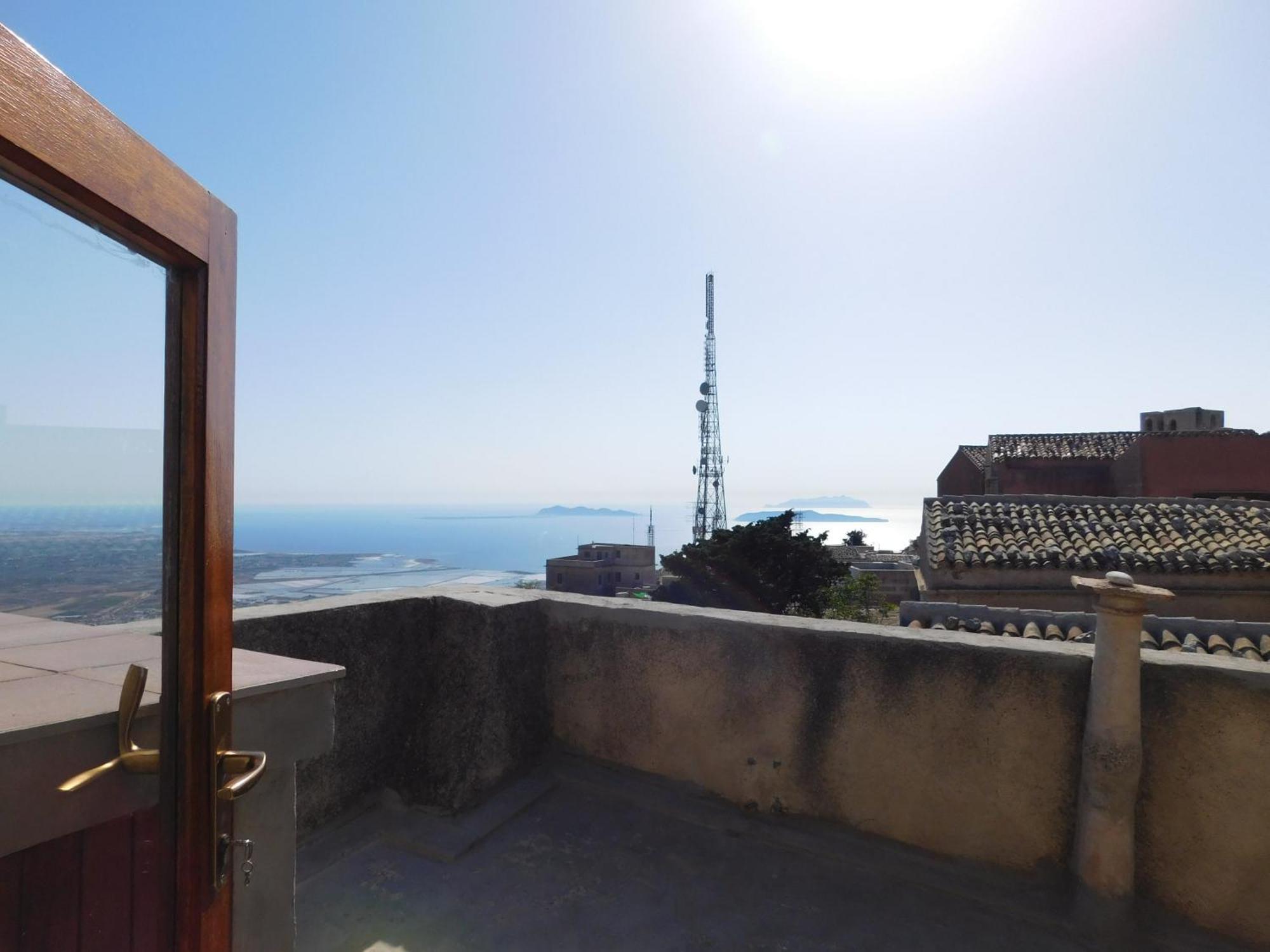 Appartamenti Liberty Erice Exterior foto