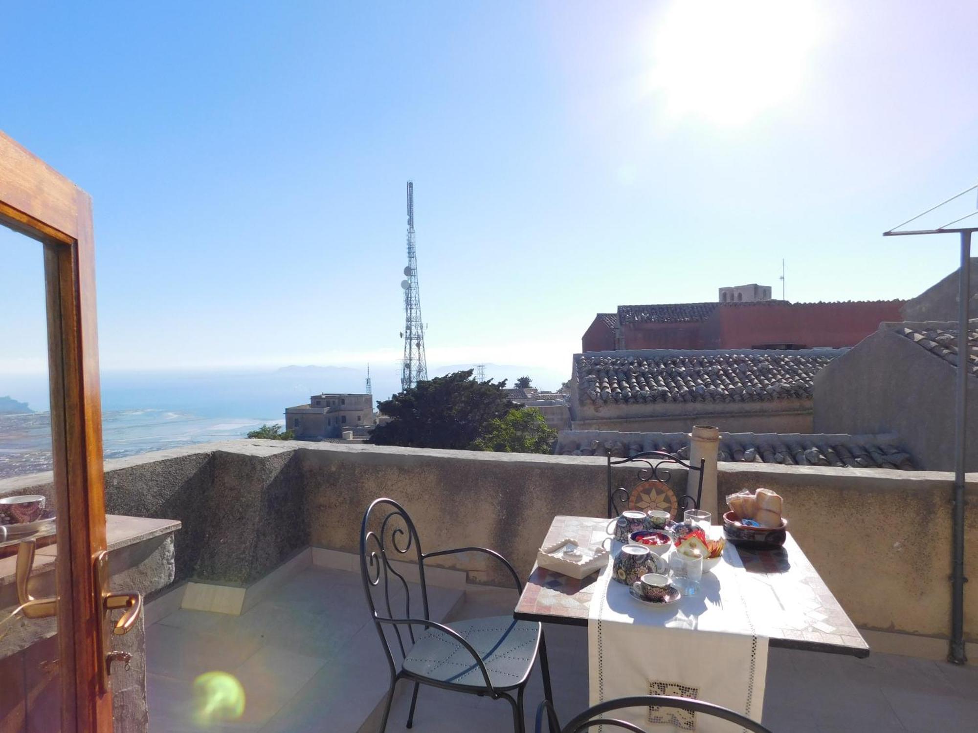 Appartamenti Liberty Erice Exterior foto