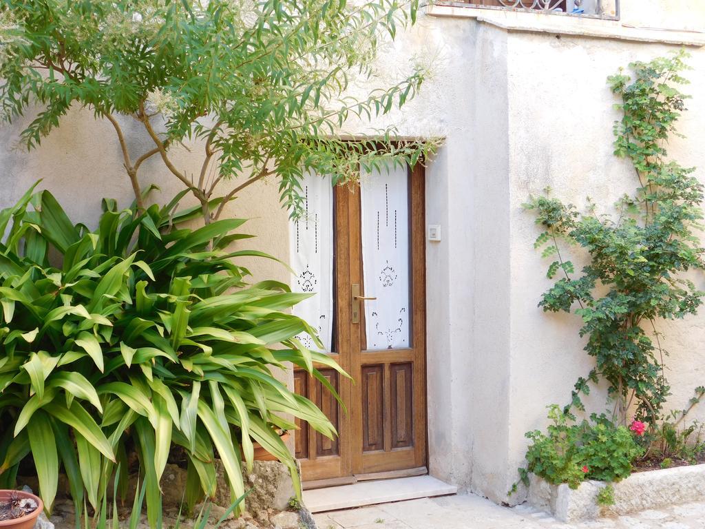Appartamenti Liberty Erice Exterior foto