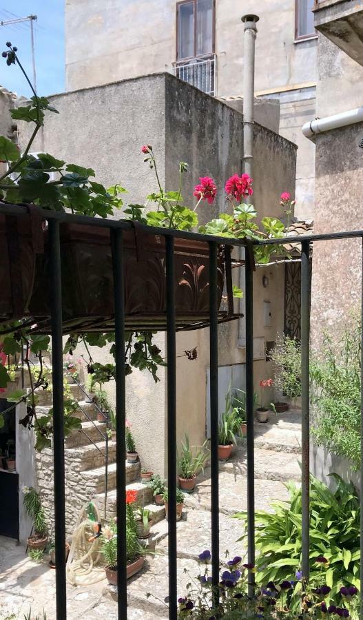Appartamenti Liberty Erice Exterior foto